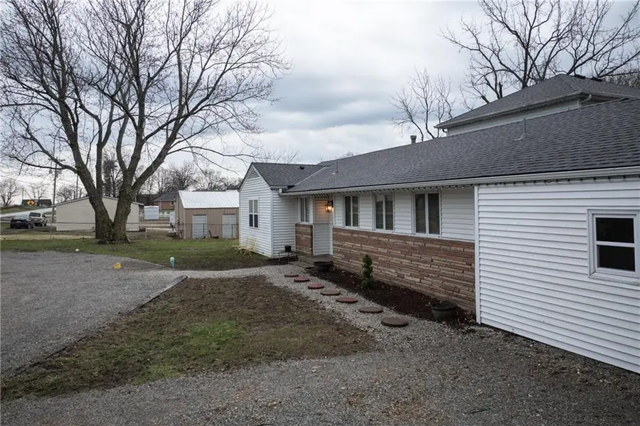 18 SW County Rd Bb Highway, Warrensburg, MO 64093 - #3