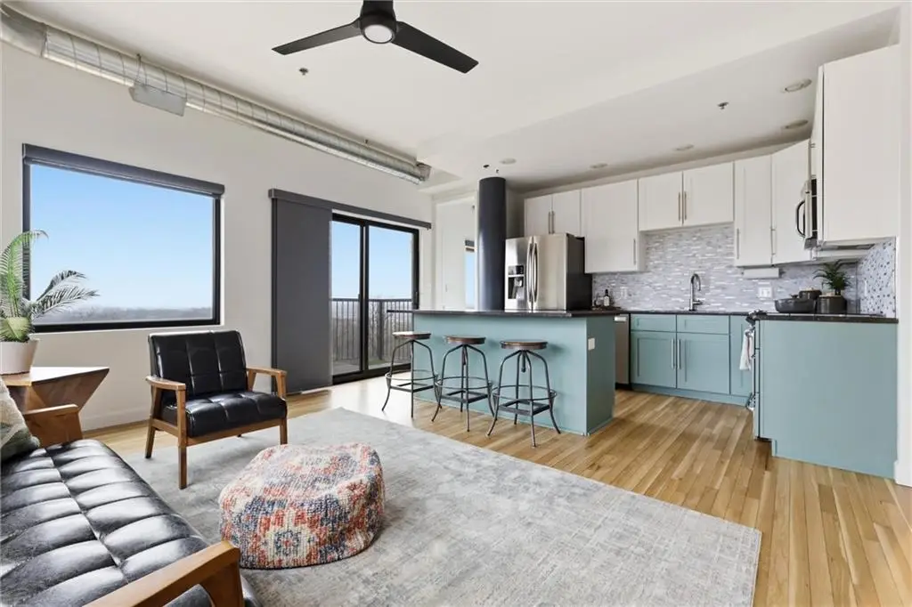 2940 Baltimore Avenue #1204, Kansas City, MO 64108 - #1