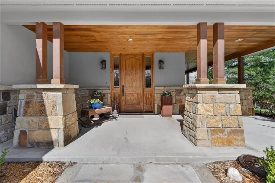 235 Hillcrest Road W, Lake Quivira, KS 66217 - #3