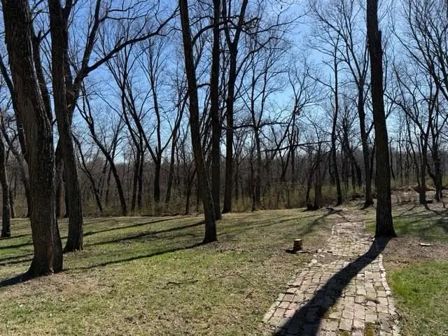 6807 Cedar Bend N/a, Parkville, MO 64152 - #2