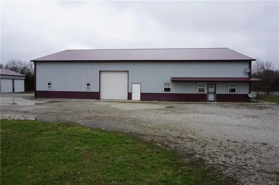 585 NW 500 Road, Clinton, MO 64735 - #2