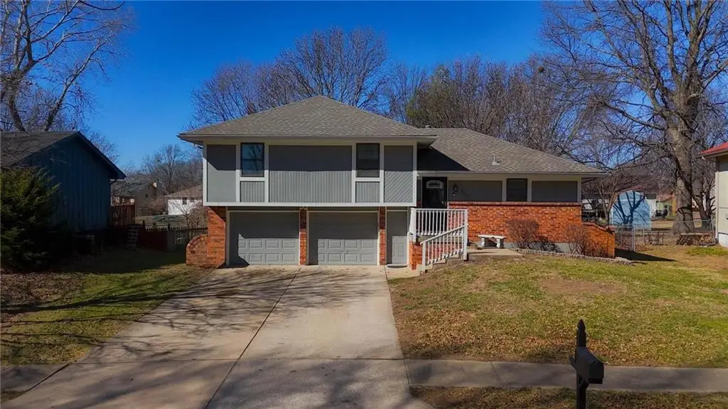 317 Monroe Avenue, Belton, MO 64012 - #1