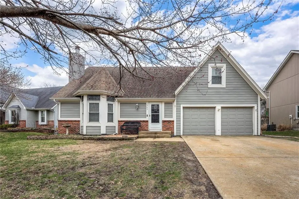 7745 W 154th Terrace, Overland Park, KS 66223 - #1