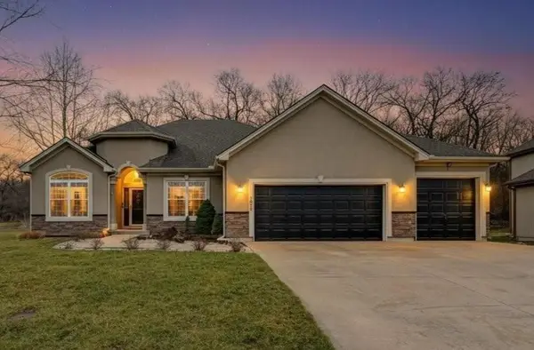 1031 N Old Mill Road, Independence, MO 64056