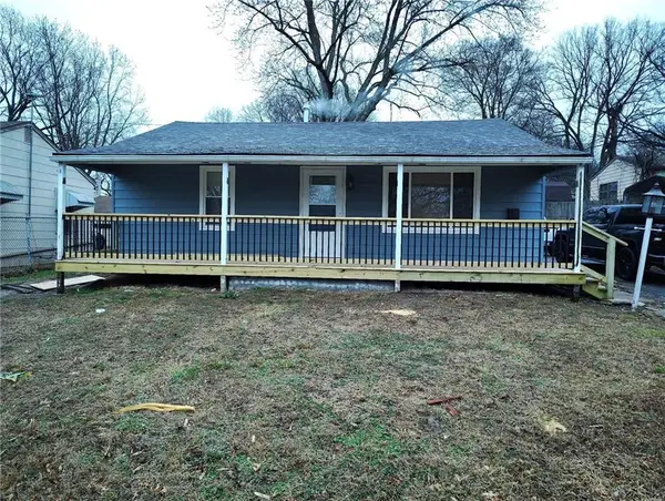 809 S Carlisle Avenue, Independence, MO 64054