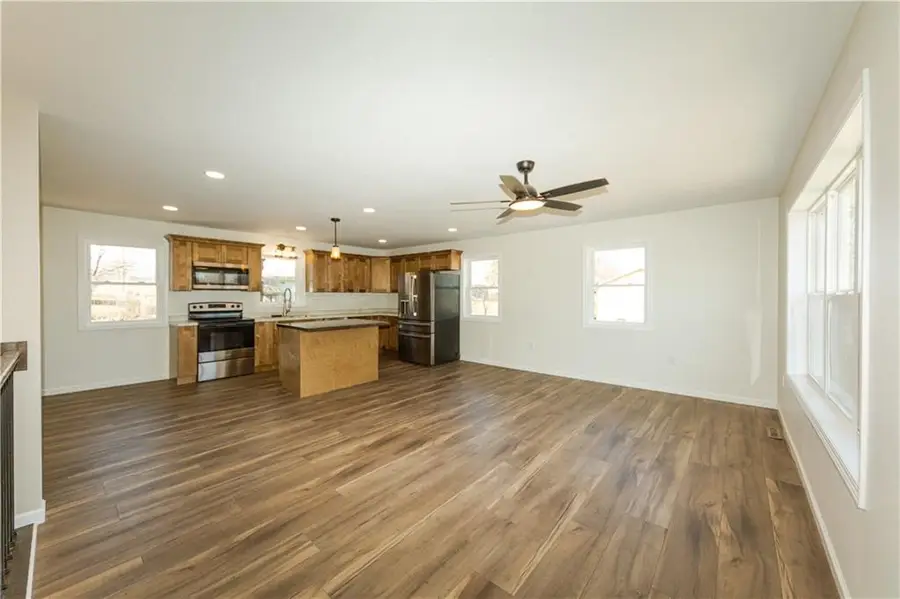 1106 Clayzell Drive, El Dorado Springs, MO 64744 - #3