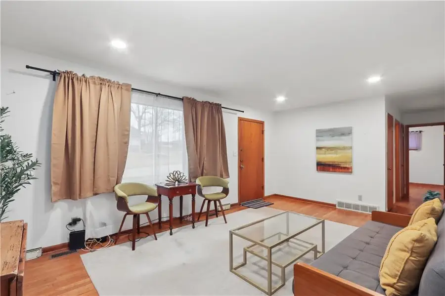 11412 Myrtle Avenue, Kansas City, MO 64137 - #2