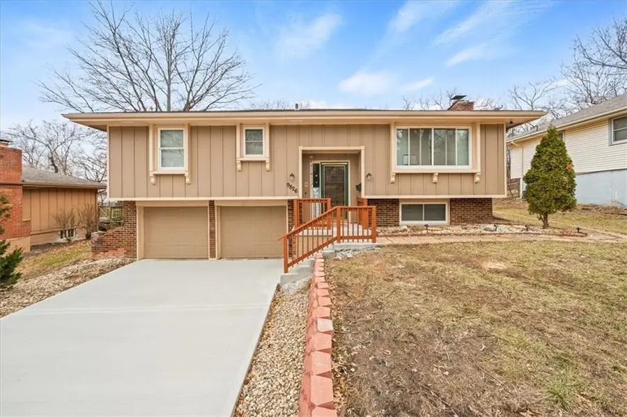 9826 Hardesty Avenue, Kansas City, MO 64137 - #2