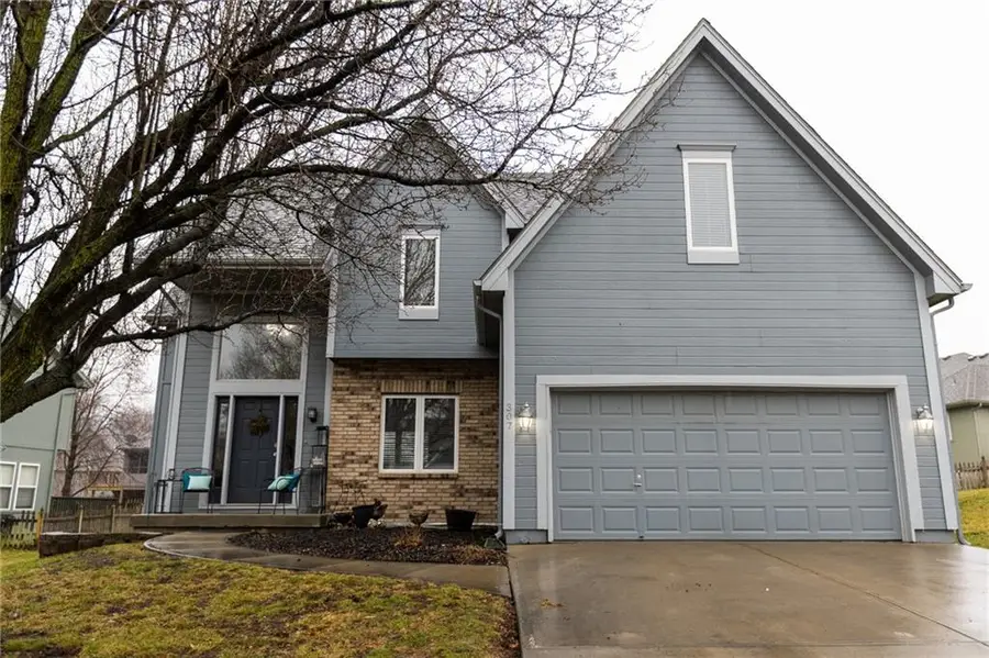 307 W 11th Terrace, Kearney, MO 64060 - #3