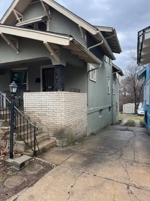 314 N Kensington Avenue, Kansas City, MO 64123 - #3