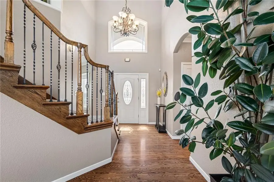 24611 Woodland Circle, Lees Summit, MO 64086 - #3