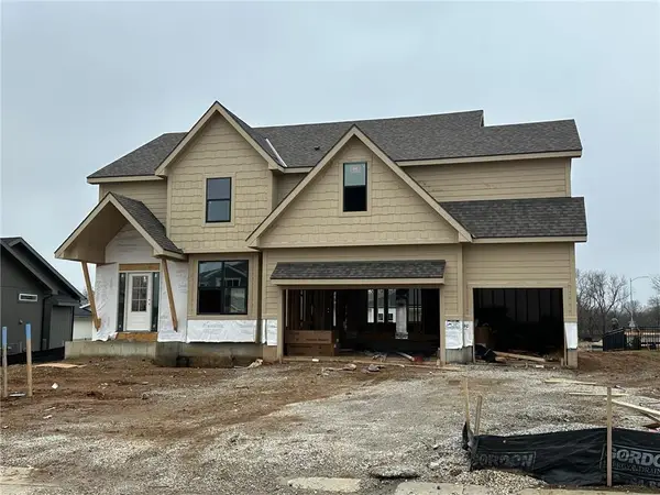 2614 SW Firefly Lane, Lee's Summit, MO 64082