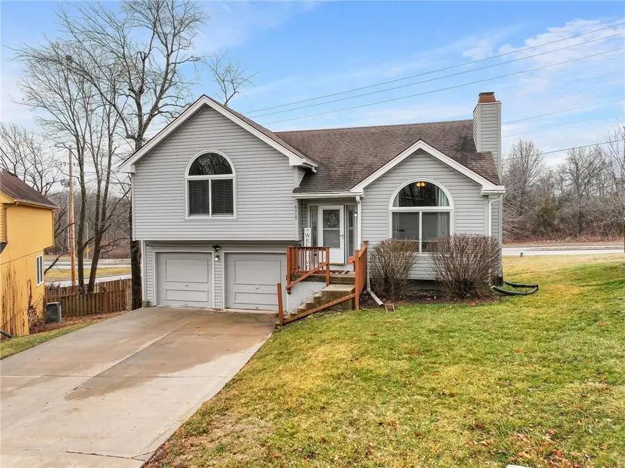 6315 NE 48th Court, Kansas City, MO 64119 - #2