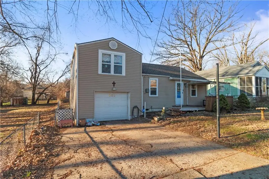 603 E Myrtle Street, Independence, MO 64055 - #2