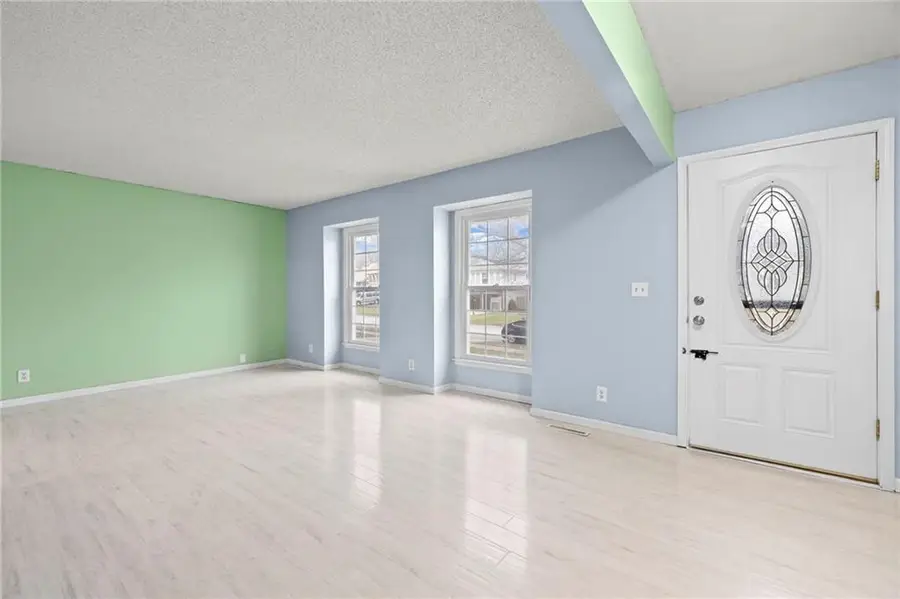 1818 E 152nd Terrace, Olathe, KS 66062 - #2