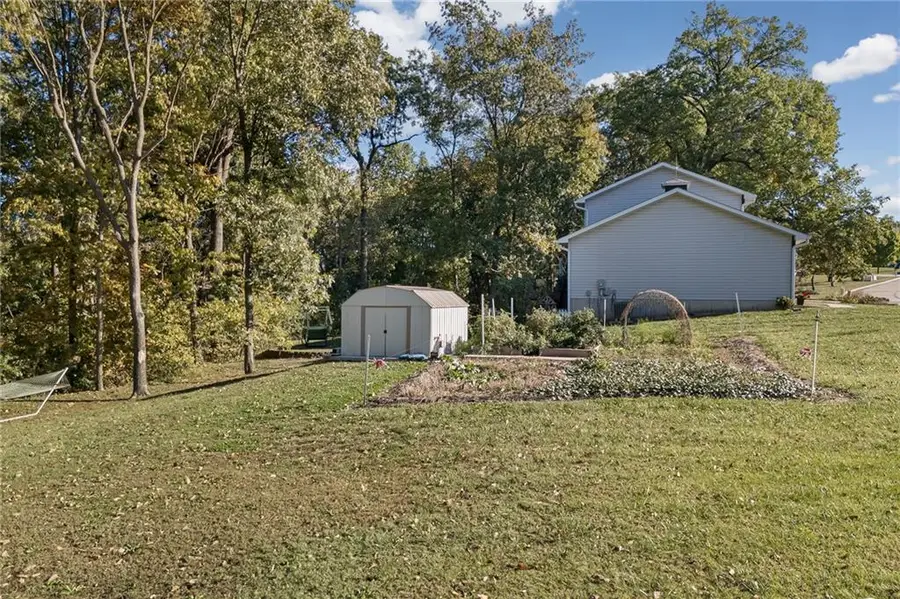 1003 Adam Drive, Chillicothe, MO 64601 - #2