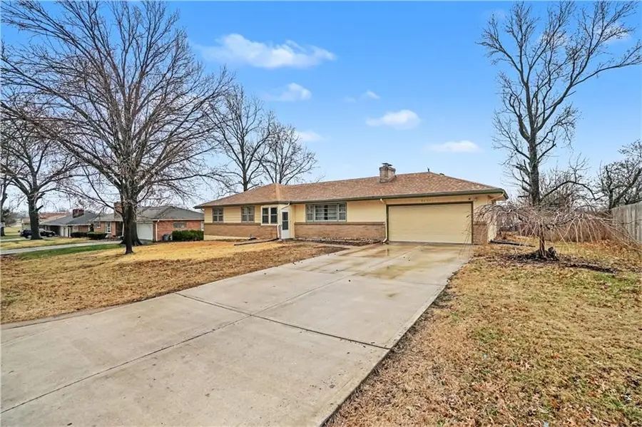 8225 Wood Avenue, Kansas City, KS 66112 - #3