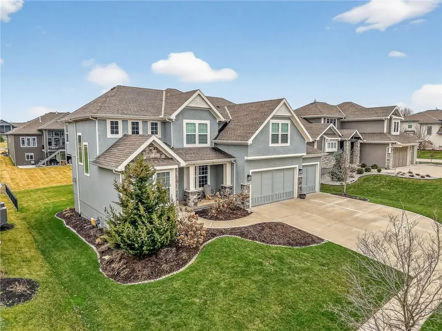 4011 W 157th Terrace, Overland Park, KS 66224 - #2