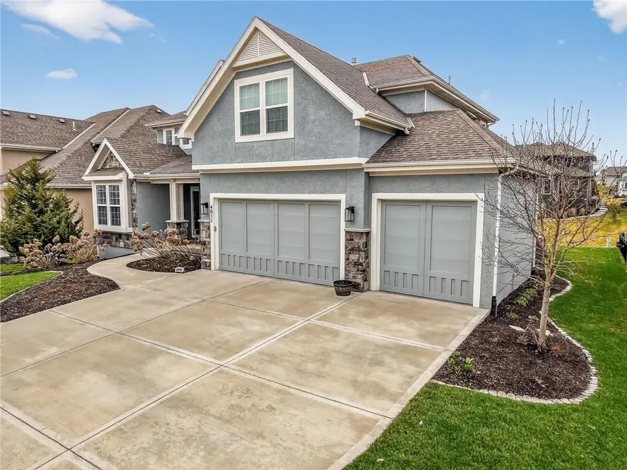 4011 W 157th Terrace, Overland Park, KS 66224 - #3