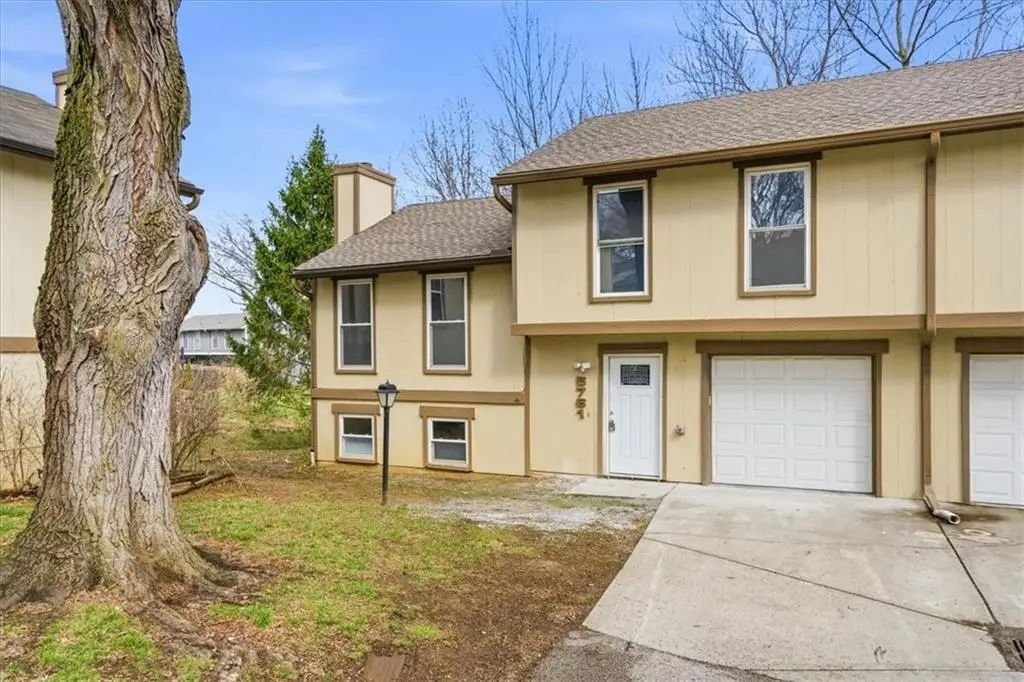 5761 N Anita Avenue, Kansas City, MO 64151 - #1