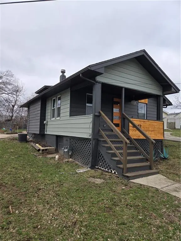 4412 N Jackson Avenue, Kansas City, MO 64117 - #1
