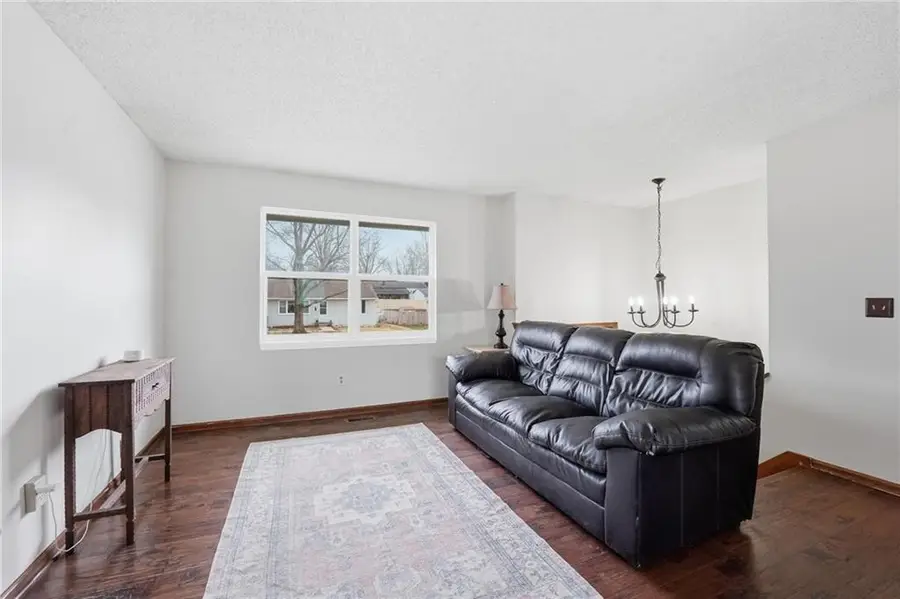 906 NE 67th Place, Kansas City, MO 64118 - #3