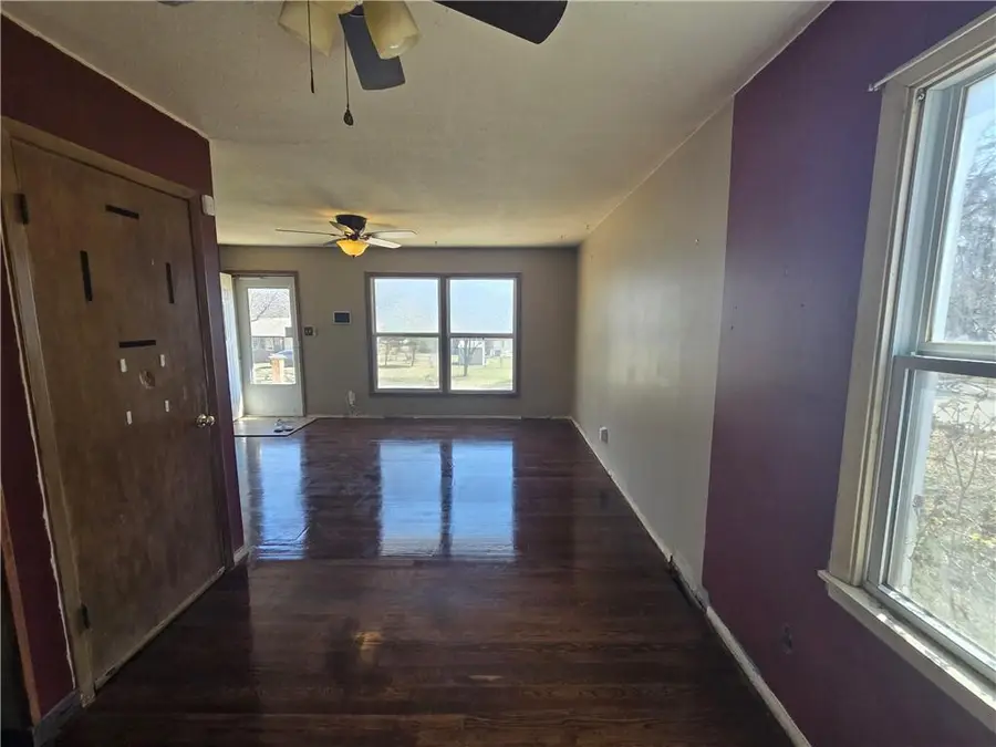 620 Village Drive, Lees Summit, MO 64063 - #3