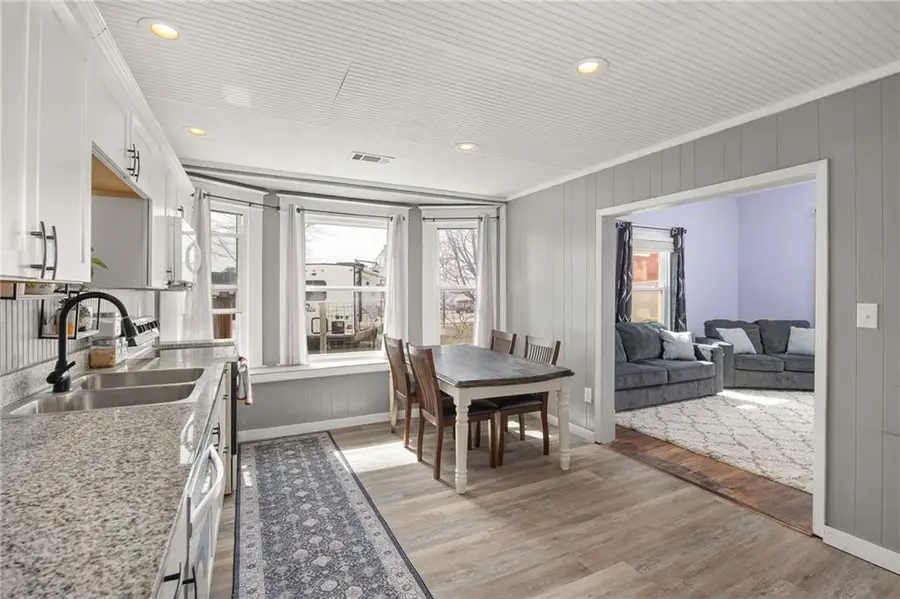 105 S Grant Street, Jamesport, MO 64648 - #2