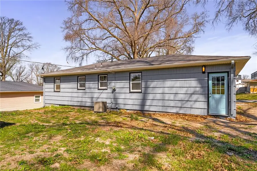 8509 Troup Avenue, Kansas City, KS 66112 - #2