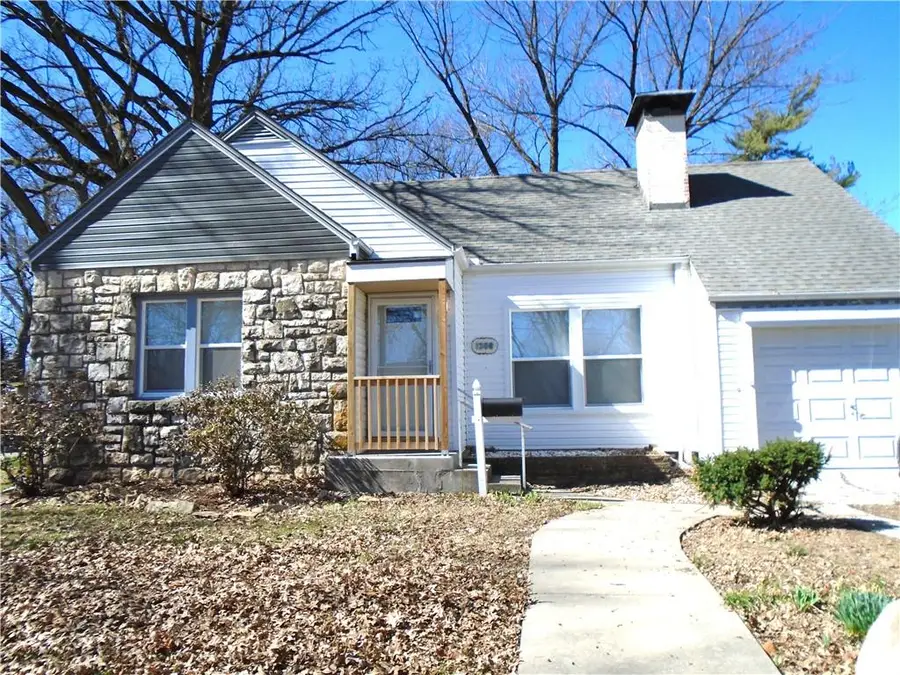 1308 6th Avenue, Leavenworth, KS 66048 - #2