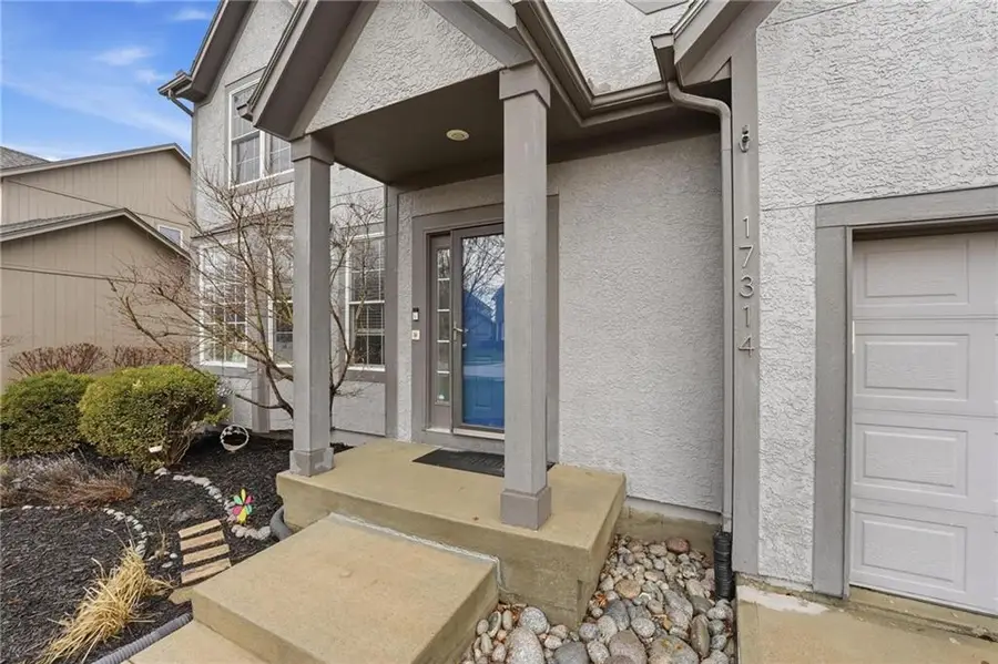 17314 W 161 Street, Olathe, KS 66062 - #3