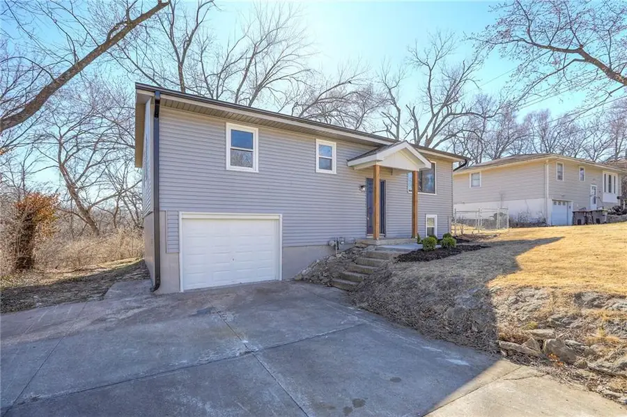 1121 Cordell Street, Excelsior Springs, MO 64024 - #3