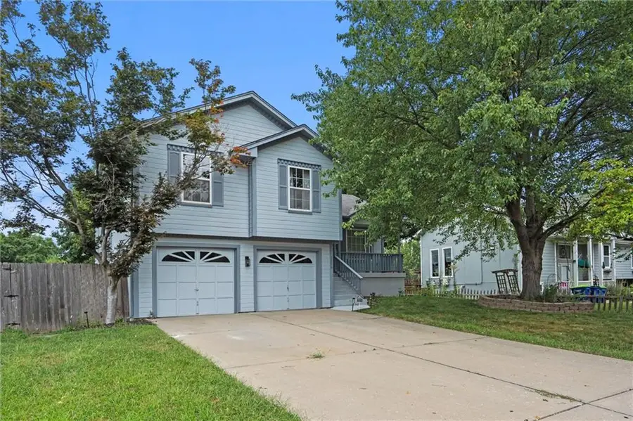 2504 Dale Hunter Trail, Lees Summit, MO 64086 - #3