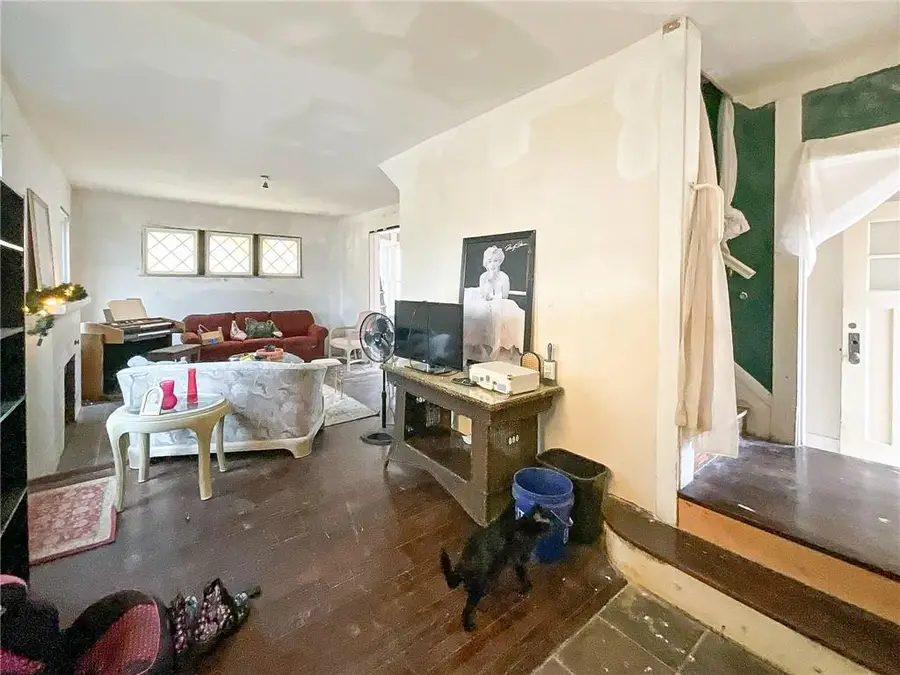 519 W Broadway Boulevard, Sedalia, MO 65301 - #2