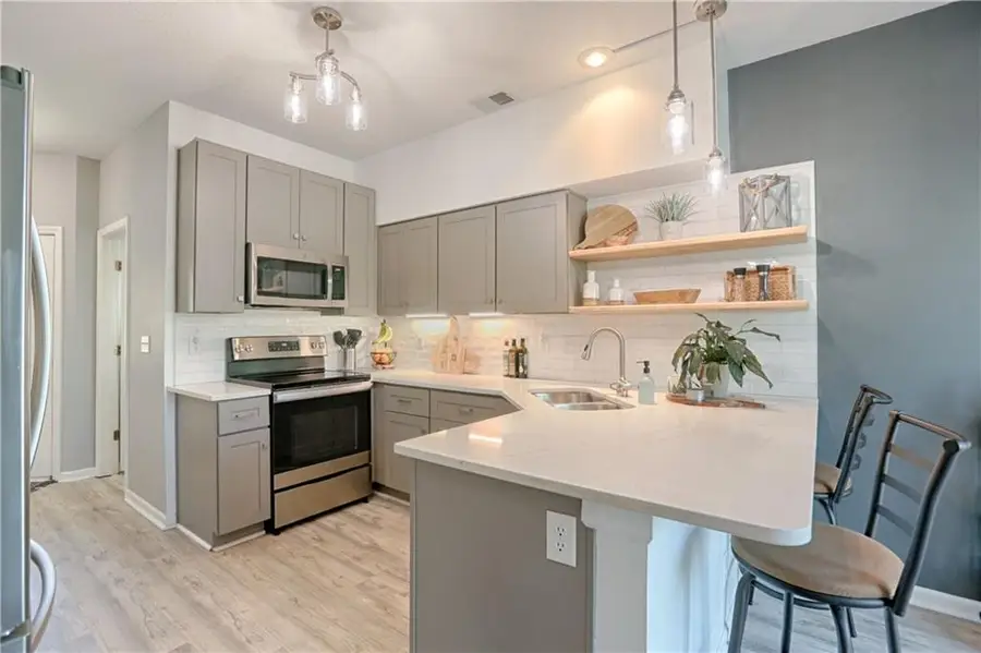 21058 W 118th Terrace, Olathe, KS 66061 - #2