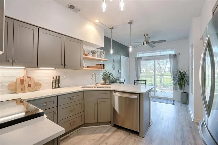 21058 W 118th Terrace, Olathe, KS 66061 - #3