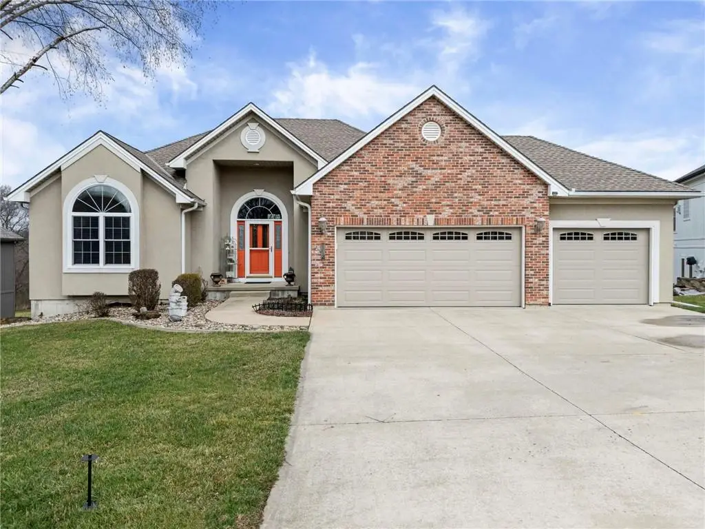 13175 Woodridge Drive, Platte City, MO 64079 - #1
