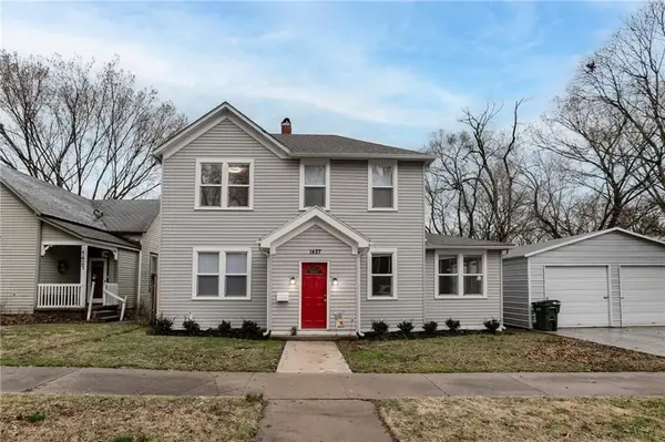 1427 6th Avenue, Leavenworth, KS 66048