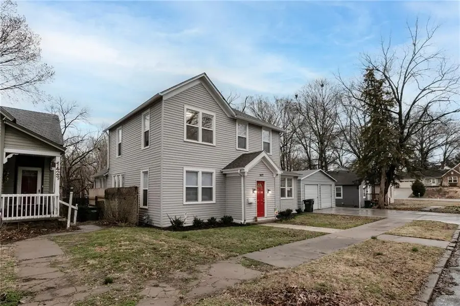 1427 6th Avenue, Leavenworth, KS 66048 - #2