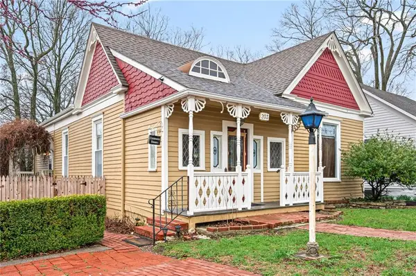 203 W Mechanic Street, Harrisonville, MO 64701