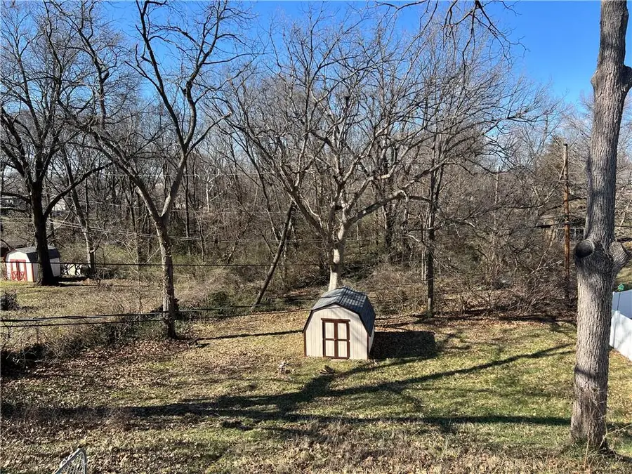 8 NW 67th Terrace, Gladstone, MO 64118 - #2