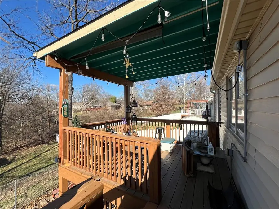 8 NW 67th Terrace, Gladstone, MO 64118 - #3