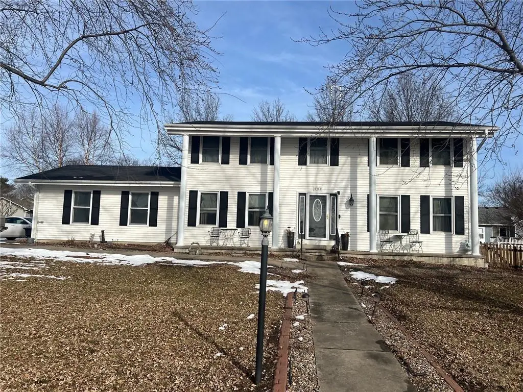 1205 W Park Avenue, Savannah, MO 64485 - #1