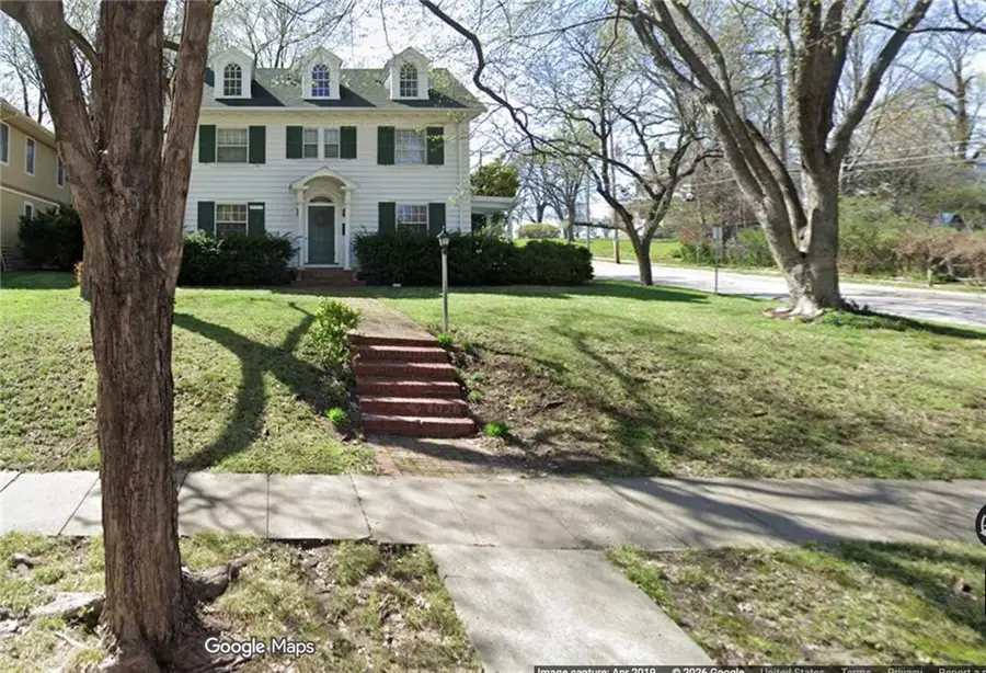 5500 Central Street, Kansas City, MO 64113 - #2