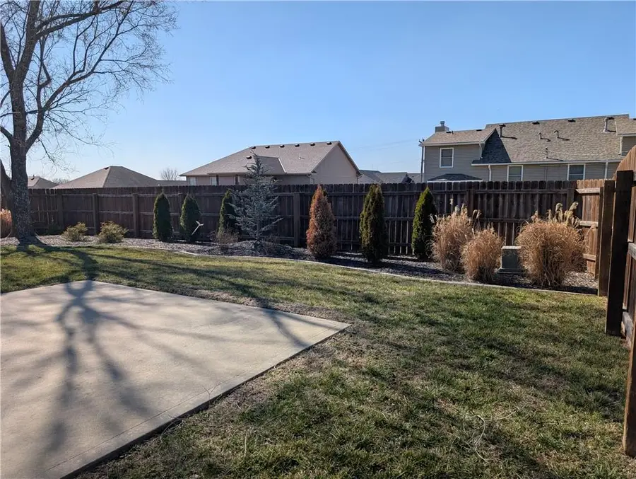 618 Oakmont Drive, Warrensburg, MO 64093 - #3