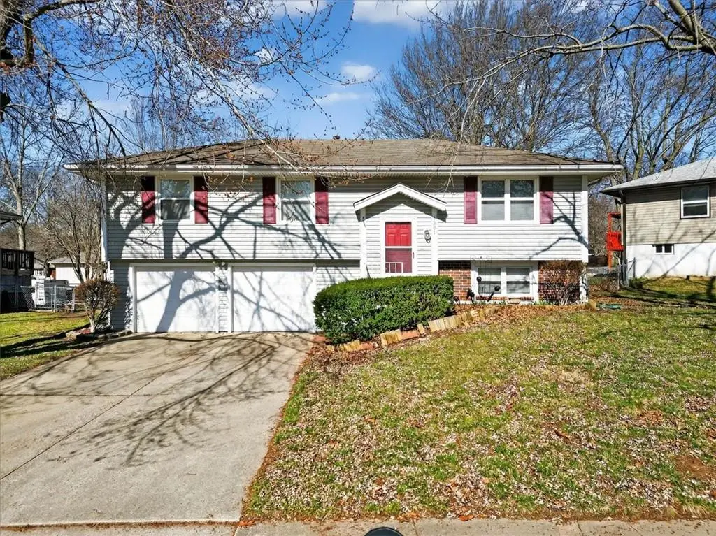 1201 NE 9th Street, Blue Springs, MO 64014 - #1