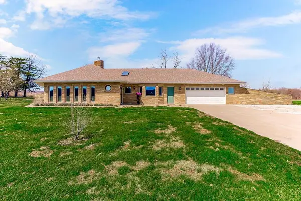 32701 S Dorsett Hill Lane, Archie, MO 64725