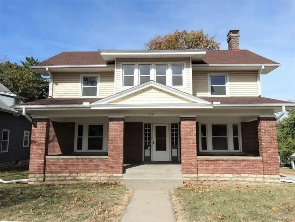 510 E Main Street, Richmond, MO 64085 - #1