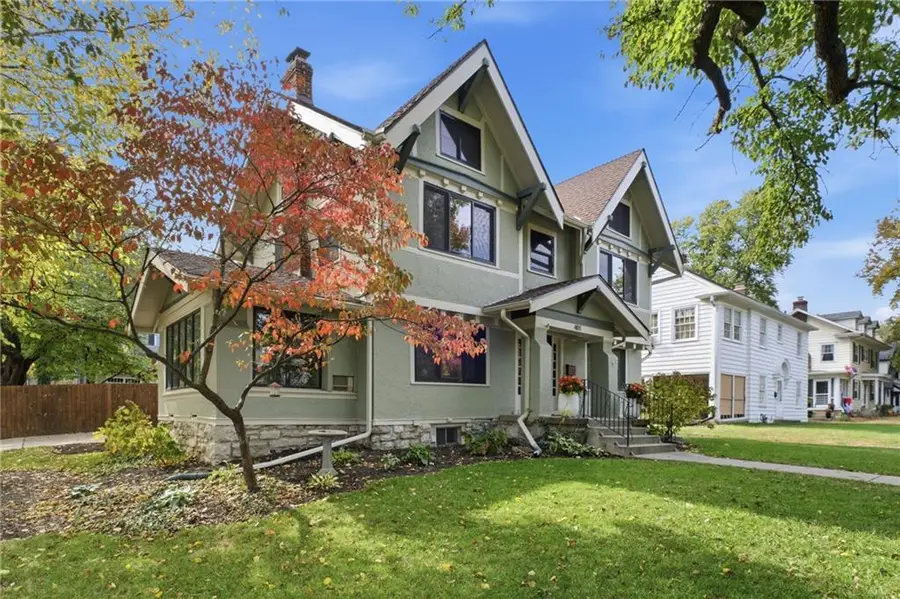 401 Huntington Road, Kansas City, MO 64113 - #2