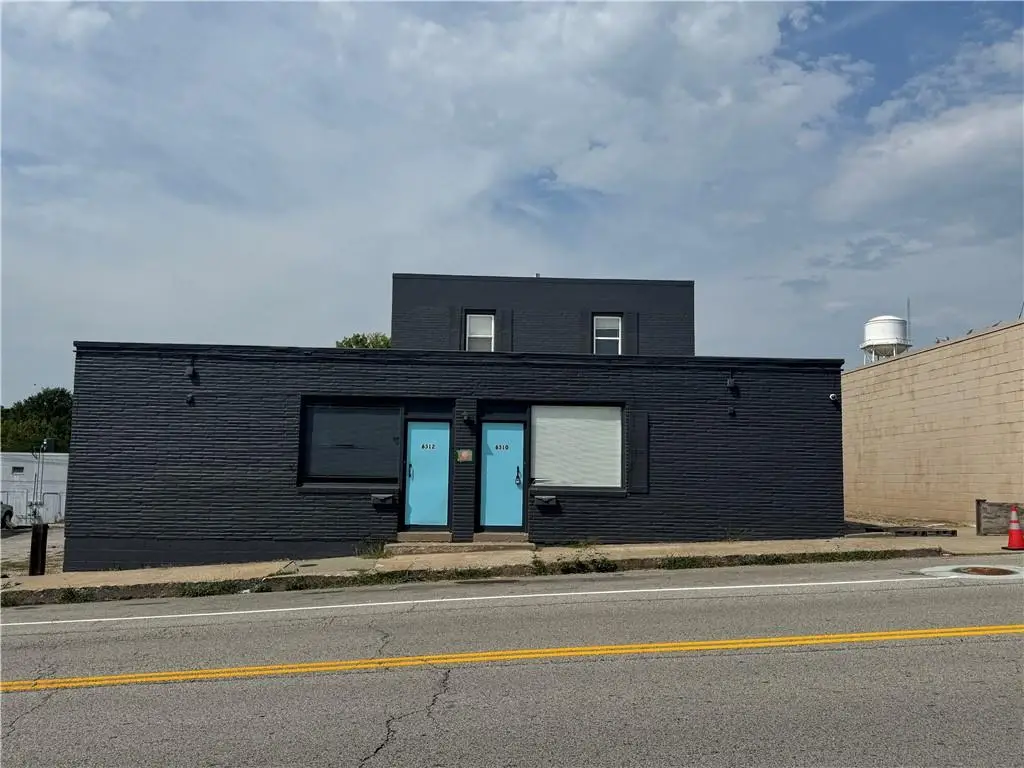 6310-6312 Raytown Road, Raytown, MO 64133 - #1